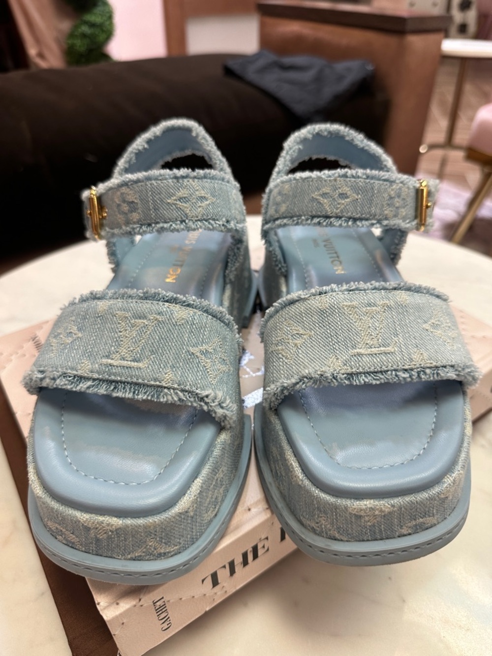 Size 38 100% authentic Louis Vuitton wedges denim - Picture 4 of 15